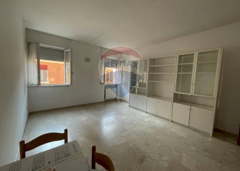 Stanza vuota - Quadrilocale Ferrara - foto 2