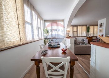 Sala da pranzo - Trilocale Viale Alfonso La Marmora
 
5, Comacchio - foto 14