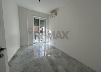 Stanza vuota - Quadrilocale via xxiv maggio
 
2, Bergamo - foto 4