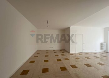 Stanza vuota - Quadrilocale via xxiv maggio
 
2, Bergamo - foto 5