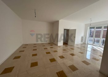 Stanza vuota - Quadrilocale via xxiv maggio
 
2, Bergamo - foto 6