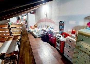 Camera / camera da letto - Casa indipendente Endine Gaiano - foto 18