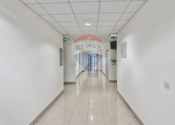 Hall / corridoio - Office Via Sandro Totti
 
7/E, Ancona - photo 8