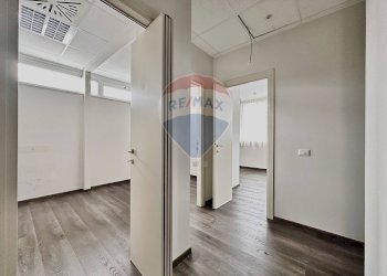 Hall / corridoio - Office Via Sandro Totti
 
7/E, Ancona - photo 9