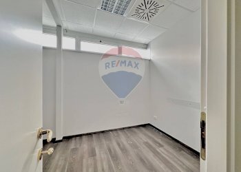 Stanza vuota - Office Via Sandro Totti
 
7/E, Ancona - photo 12