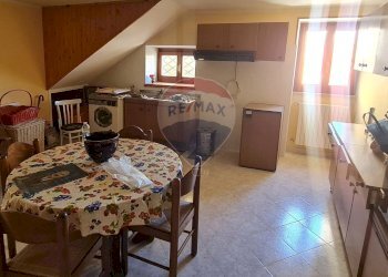 Sala da pranzo - Casa semi indipendente via Achille Sannia
 
52, Morcone - foto 17