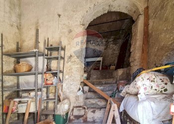 Dispensa di stoccaggio - Casa semi indipendente via Achille Sannia
 
52, Morcone - foto 27