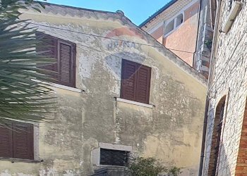 Casa all\'aperto - Casa semi indipendente via Achille Sannia
 
52, Morcone - foto 31