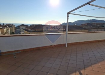 Terrazza - Three-room apartment Minturno - photo 5