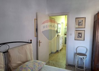 Camera / camera da letto - Three-room apartment Minturno - photo 10