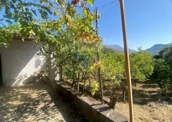 Giardino - Casa indipendente Formia - foto 2