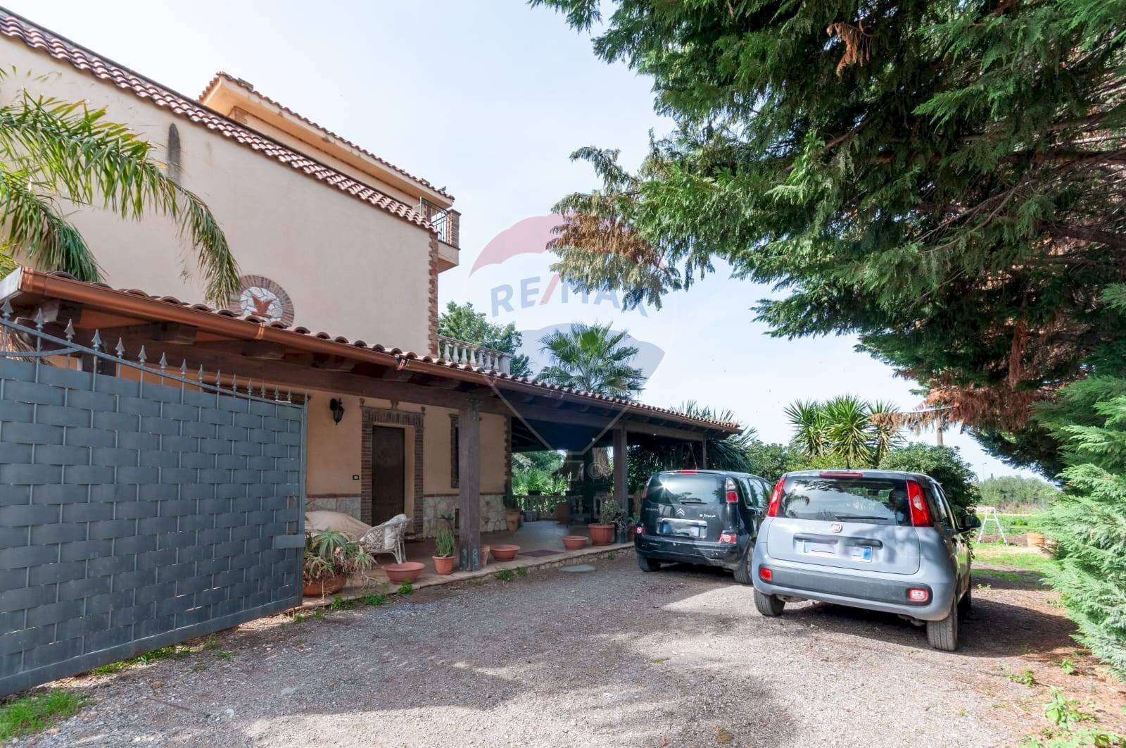 Casa all\'aperto - Villa via Roma
120 a, Misilmeri - foto 2