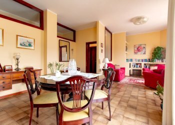 Foto 5 - Quadrilocale Via E.A. Mario
 
22, Pellezzano - foto 5