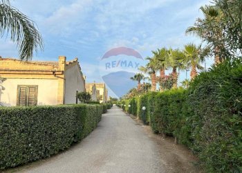 Casa all\'aperto - Villa a Schiera viale himera
 
3, Campofelice di Roccella - foto 4