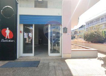 Terrazza - Locale Commerciale Via Santa Lucia
6 A, Bitetto - foto 3