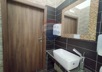 Bagno - Locale Commerciale Via Santa Lucia
6 A, Bitetto - foto 6