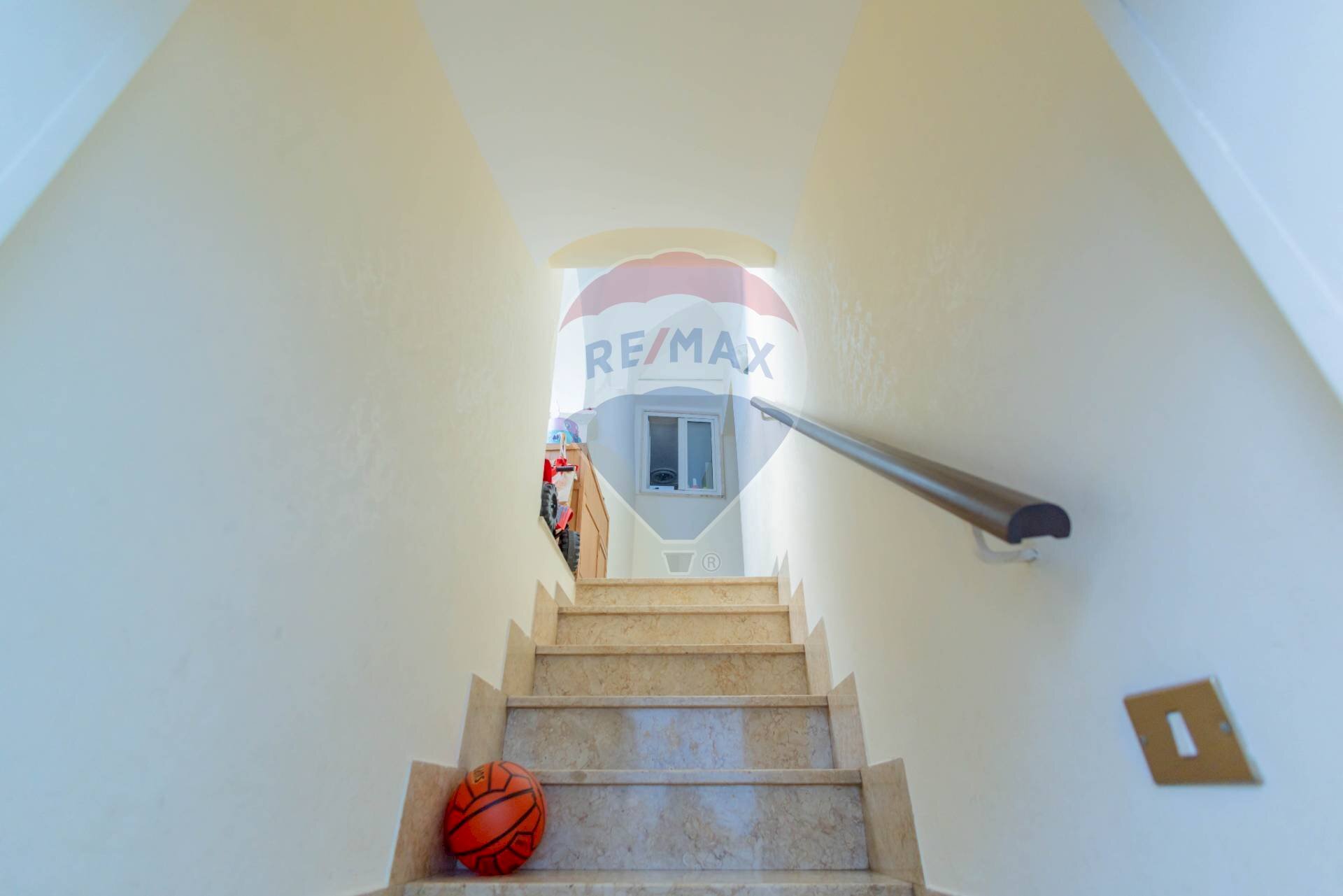 Scale - Independent house Via Chiasso Ninna
 
33, Casamassima - photo 2