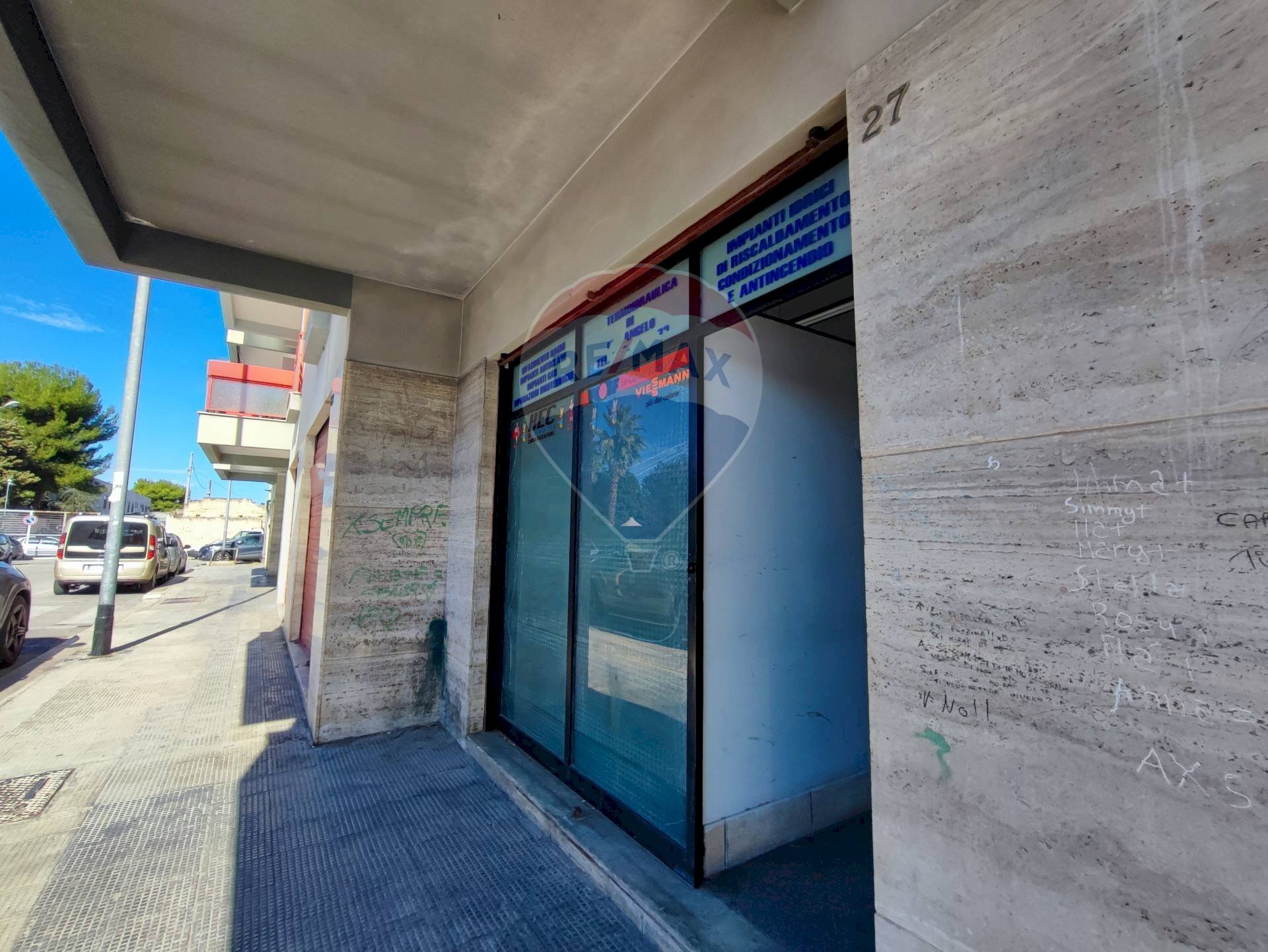 Terrazza - Locale Commerciale Via Francesco Babudri
 
27, Bari - foto 1