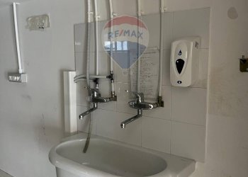 Bagno - Ufficio Via Cesare Battisti
 
255, Triggiano - foto 9