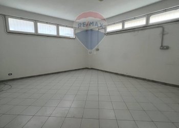 Stanza vuota - Ufficio Via Cesare Battisti
 
255, Triggiano - foto 12