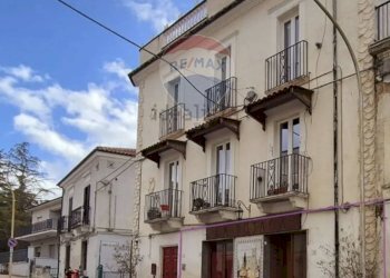 Edificio all\'aperto - Bilocale Via Regina Margherita
 
44, Bussi sul Tirino - foto 9