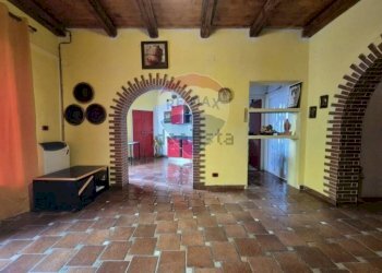 Hall / corridoio - Bilocale Via Regina Margherita
 
44, Bussi sul Tirino - foto 13