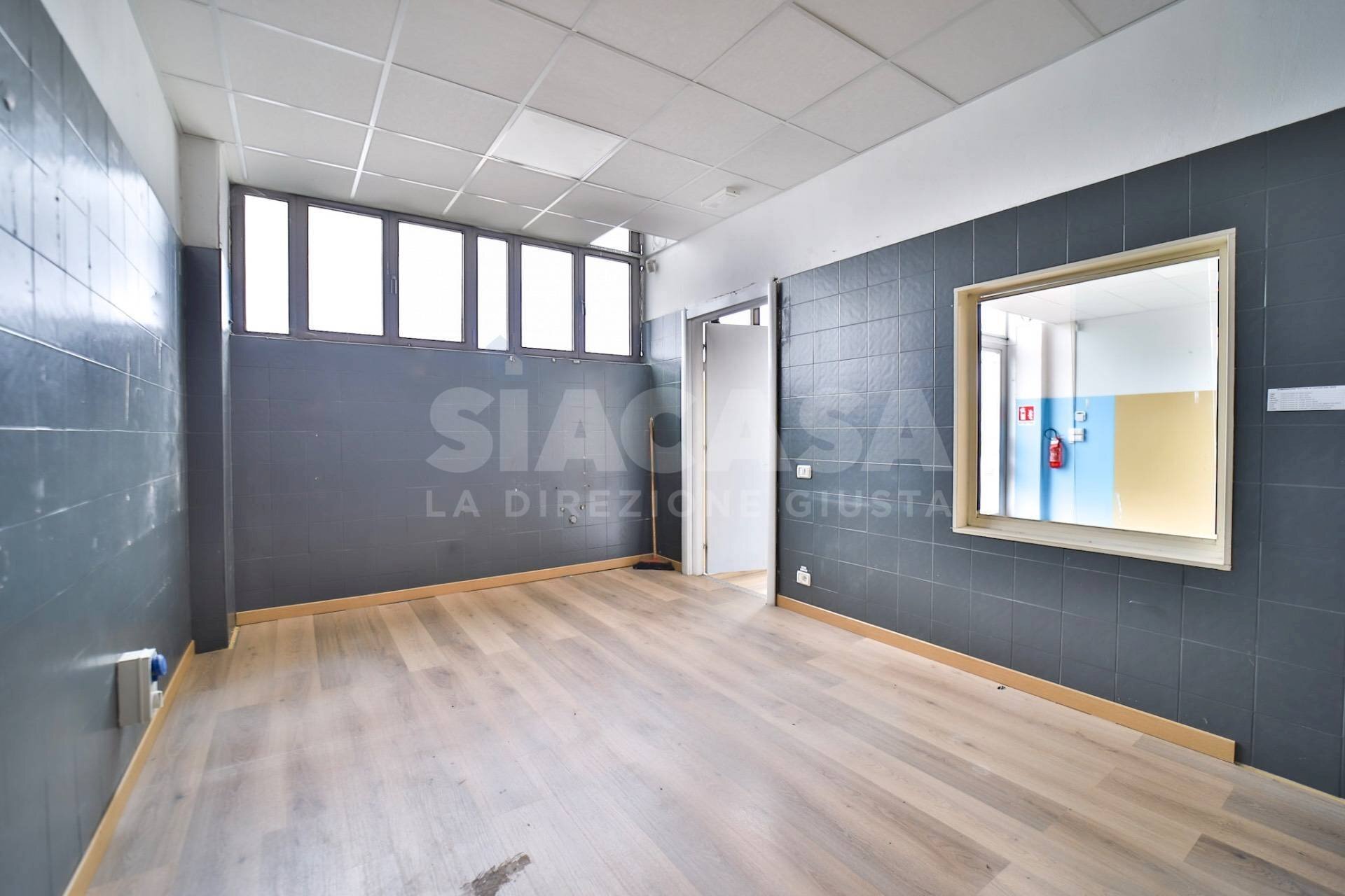 Foto 3 - Shop Liscate - photo 3