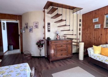 Soggiorno - Four-room apartment via Clotes, 39, Sauze d'Oulx - photo 13