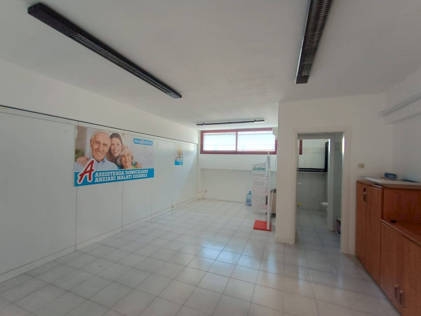 Foto 3 - Ufficio Galleria Dei Fonditori
 
48, Pesaro - foto 3