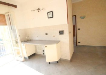 Cucina - Three-room apartment via Gaspare Murtola, Genova - photo 1