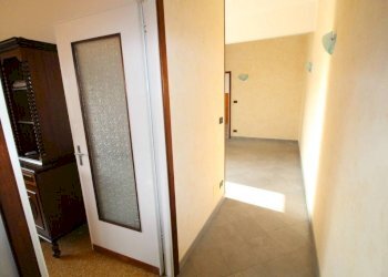 Disimpegno - Three-room apartment via Gaspare Murtola, Genova - photo 11