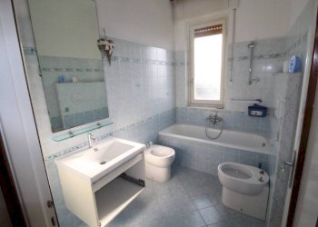 Bagno - Three-room apartment via Gaspare Murtola, Genova - photo 20