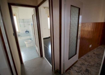 Disimpegno - Three-room apartment via Gaspare Murtola, Genova - photo 24