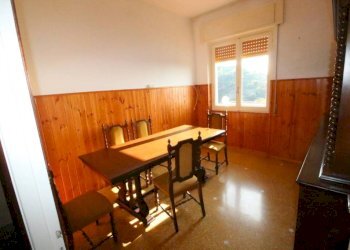 Sala da pranzo - Three-room apartment via Gaspare Murtola, Genova - photo 27