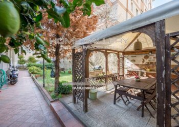 Giardino - Quadrilocale via Giuseppe Massarenti, Genova (zona Sestri Ponente) - foto 1