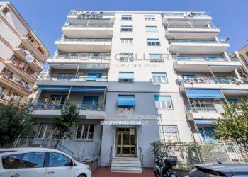 Facciata - Quadrilocale via Giuseppe Massarenti, Genova (zona Sestri Ponente) - foto 50