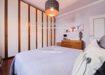 Camera da letto - Quadrilocale via Giuseppe Massarenti, Genova (zona Sestri Ponente) - foto 18