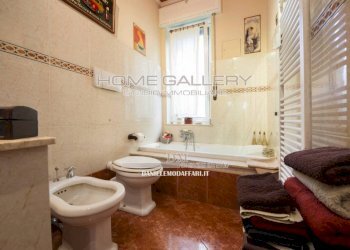 Bagno - Quadrilocale via Giuseppe Massarenti, Genova (zona Sestri Ponente) - foto 20