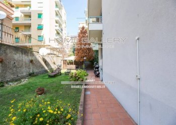 Giardino - Quadrilocale via Giuseppe Massarenti, Genova (zona Sestri Ponente) - foto 31
