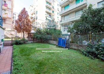 Giardino - Quadrilocale via Giuseppe Massarenti, Genova (zona Sestri Ponente) - foto 40