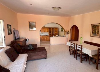 Foto 1 - Quadrilocale traversa del giglio
 
6, Rignano Flaminio - foto 1