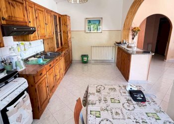 Foto 4 - Quadrilocale traversa del giglio
 
6, Rignano Flaminio - foto 4