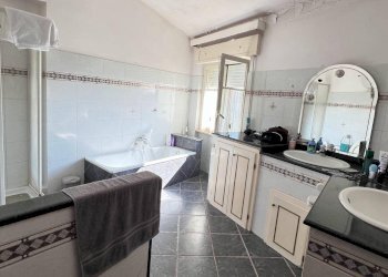 Foto 11 - Quadrilocale traversa del giglio
 
6, Rignano Flaminio - foto 11