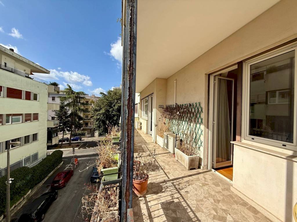Balcone - Trilocale via Bartolomeo Intieri, Roma - foto 1