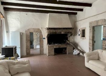 Salone - Rustico Località La Valle, Trevi - foto 2