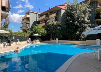 Piscina - Attico via Francesco Cocco Ortu, Roma - foto 16