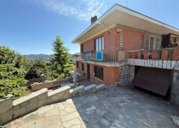 Facciata - Villa via Valle della Quiete, 34/4, San Mauro Torinese - foto 5