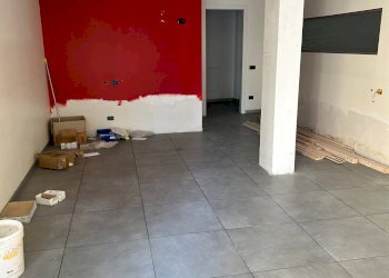 Foto 29 - Locale Commerciale PIAZZA GIUSEPPE MAGGIOLINI
 
29, Parabiago - foto 29