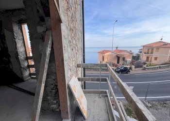 Vista - Bilocale corso Mentone, 48, Ventimiglia - foto 9