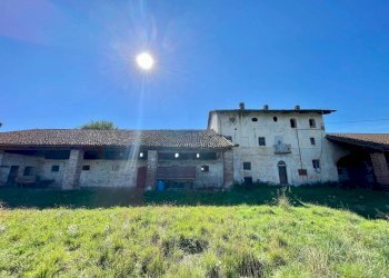Terreno - Rustico via Palazzo, 241, frazione Roata Rossi, Cuneo - foto 2